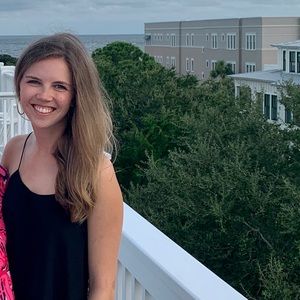 Meet your Posher, Emily